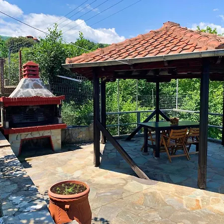 200m From Beach-cozy With Patio Apartment Platamonas