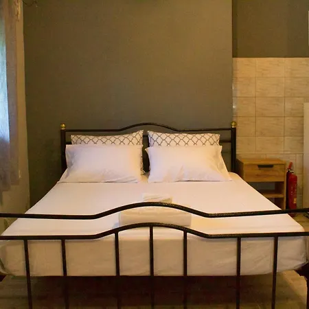 Apartment 100m From Beach-cozy With Patio *