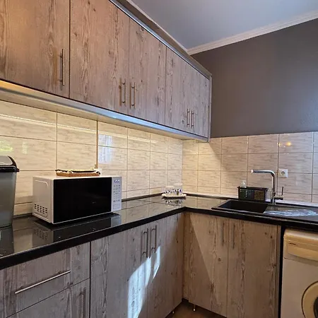 شقة 200m From Beach-cozy With Patio *